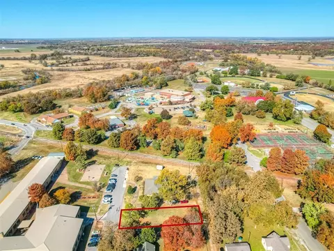 Undisclosed, Pauls Valley, OK 73075