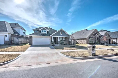 18801 Big Cedar Way, Edmond, OK 73012