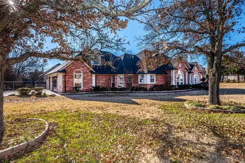 1756 Burr Oak Ct, Blanchard, OK 73010