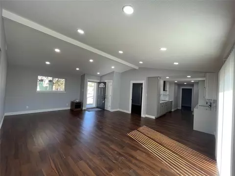 911 Park Ave, Guymon, OK 73942 photo 4