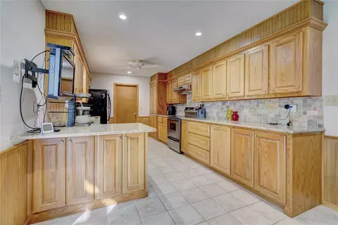 105355 S Gary Dr, Mcloud, OK 74851 photo 13