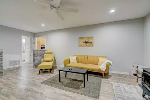 105355 S Gary Dr, Mcloud, OK 74851 photo 10