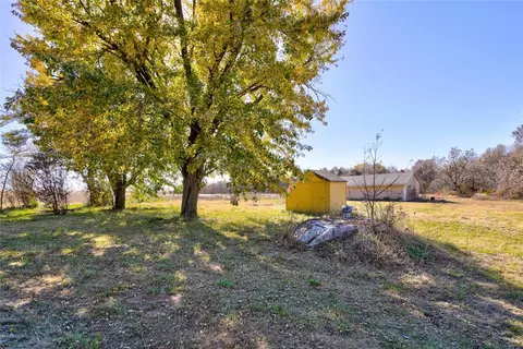 105355 S Gary Dr, Mcloud, OK 74851 photo 37