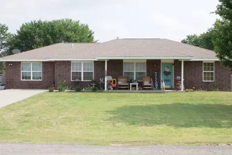 104 Pence Rd, Davis, OK 73030 photo 1