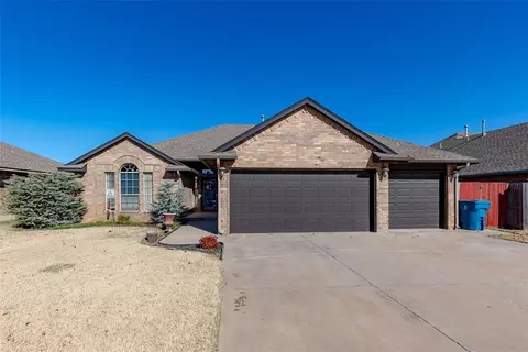 373 NE 23rd St, Newcastle, OK 73065