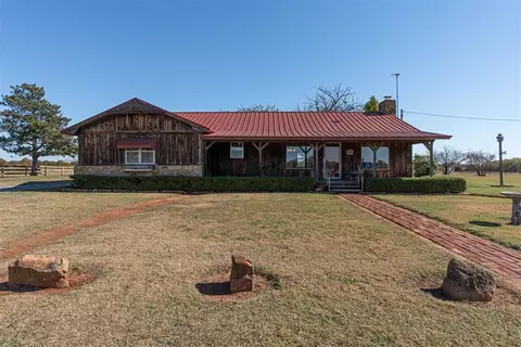 3301 Renfrow Rd, Marlow, OK 73055 photo 2