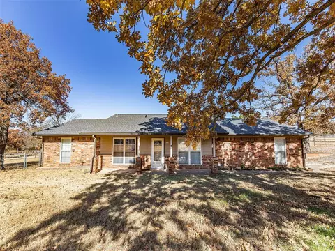 102 Oakleaf St, Mcloud, OK 74851 photo 2