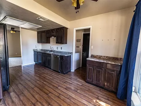 102 Oakleaf St, Mcloud, OK 74851 photo 3