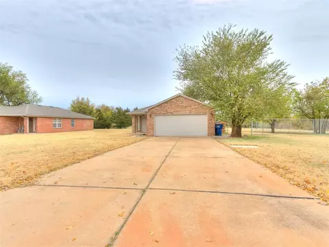 176 Madison Nw Ave, Piedmont, OK 73078
