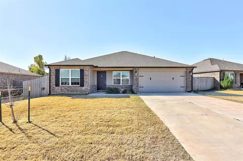1804 W Antler Way, Mustang, OK 73064