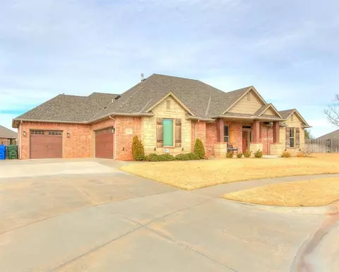 307 Glade Ct, Norman, OK 73069