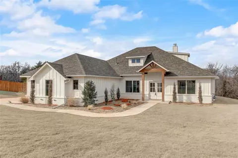 14021 Hidden Ct, Edmond, OK 73025