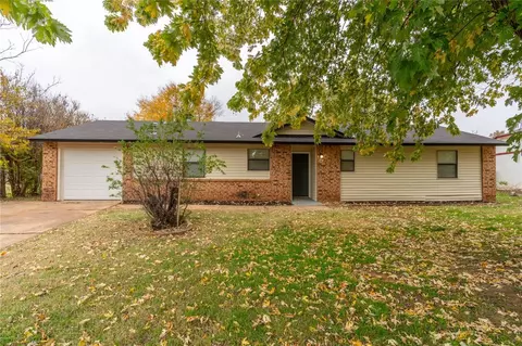 1809 Tiffany Dr, Norman, OK 73071