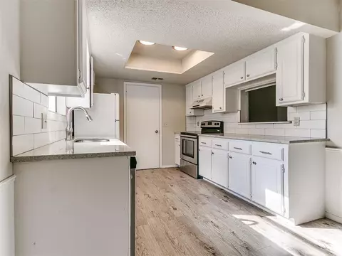 421 Brighton Dr, Edmond, OK 73003 photo 11