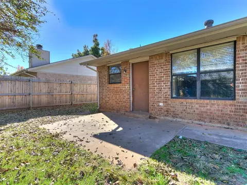 421 Brighton Dr, Edmond, OK 73003 photo 22