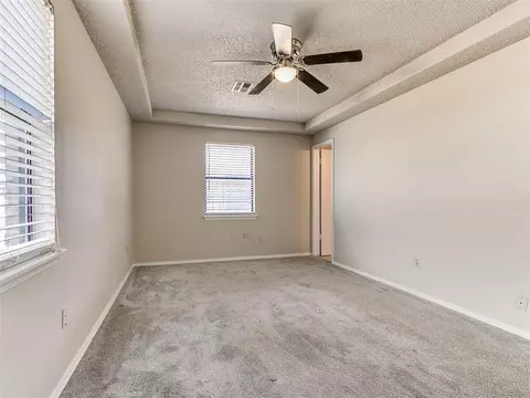 421 Brighton Dr, Edmond, OK 73003 photo 16