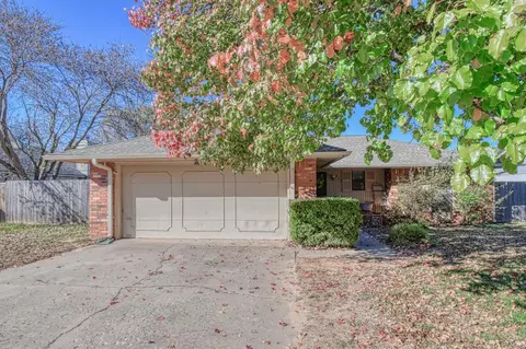 416 Boulder Ct, Norman, OK 73072