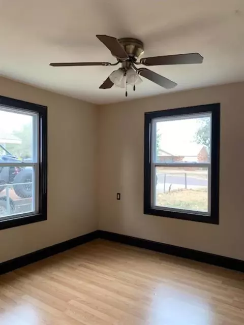 1401 N Broadway St, Sayre, OK 73662 photo 9