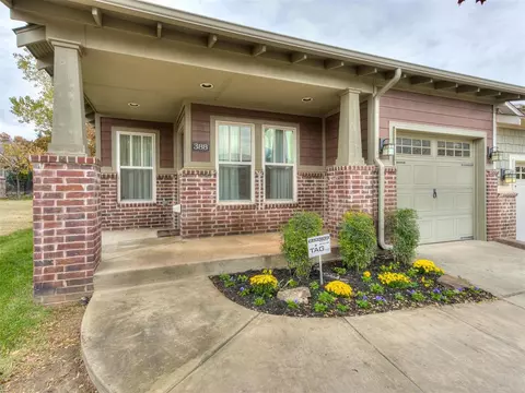 388 Outer Banks Way, Edmond, OK 73034