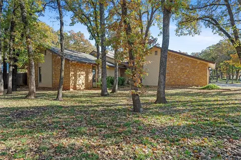 1013 Timbercreek Dr, Duncan, OK 73533