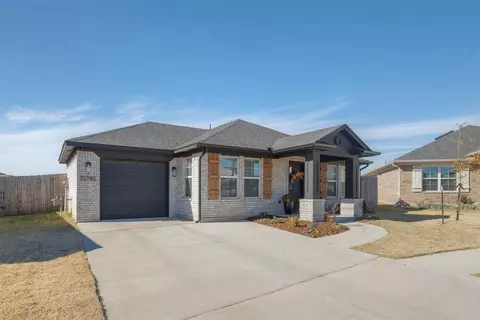 15745 Potomac Dr, Edmond, OK 73013