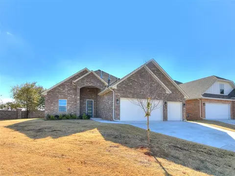 11100 Fairways Ave, Yukon, OK 73099
