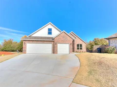 11516 Fairways Ave, Yukon, OK 73099