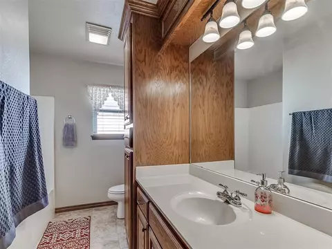 3825 Pachem Ave, Harrah, OK 73045 photo 18