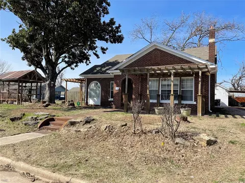 836 N Chapman Ave, Shawnee, OK 74801