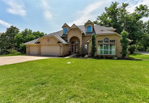 1204 Fox Lake Ln, Edmond, OK 73034