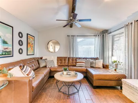 526 Garland Ct, Norman, OK 73072