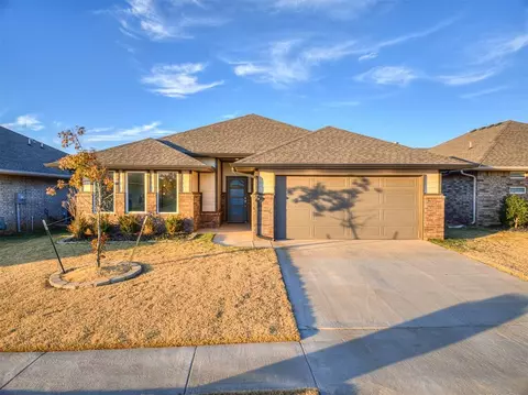 3417 NW 159th St, Edmond, OK 73013