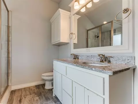 1024 NE 34th Ter, Moore, OK 73160 photo 28