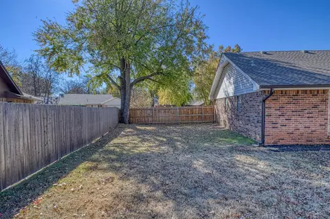 3927 Pine Tree Cir, Norman, OK 73072 photo 38