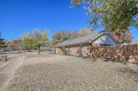 3927 Pine Tree Cir, Norman, OK 73072 photo 6