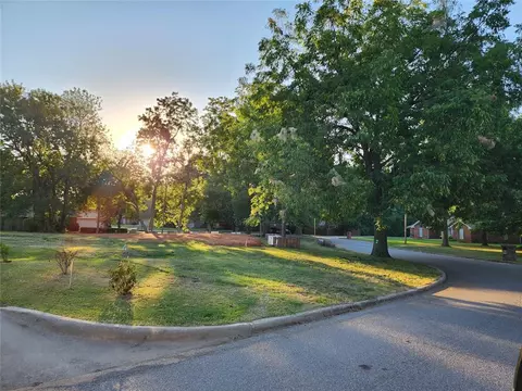 1013 Woodbrook Dr, Purcell, OK 73080