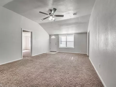 729 E Brooks St, Norman, OK 73071 photo 12