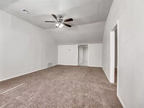 729 E Brooks St, Norman, OK 73071 photo 9