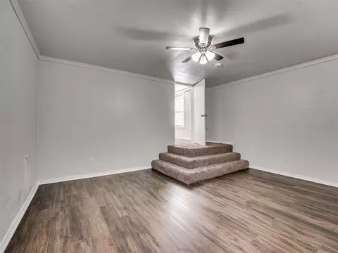 729 E Brooks St, Norman, OK 73071 photo 26