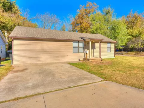 729 E Brooks St, Norman, OK 73071 photo 4