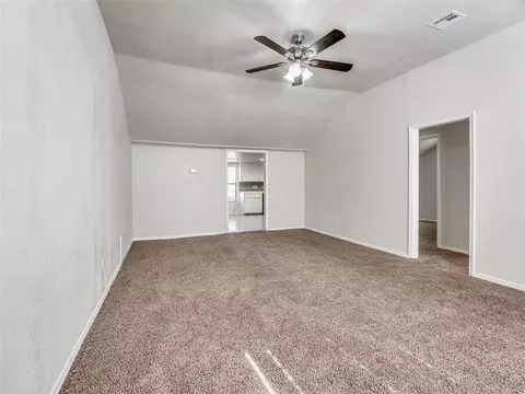 729 E Brooks St, Norman, OK 73071 photo 10