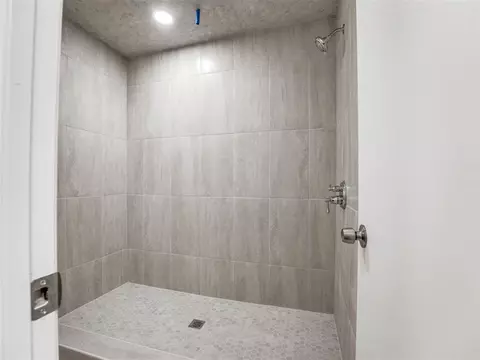 729 E Brooks St, Norman, OK 73071 photo 30