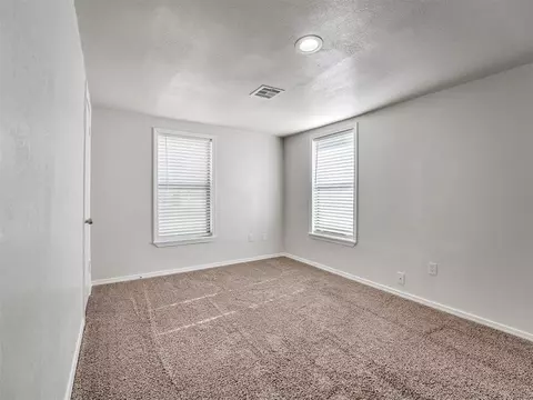 729 E Brooks St, Norman, OK 73071 photo 14