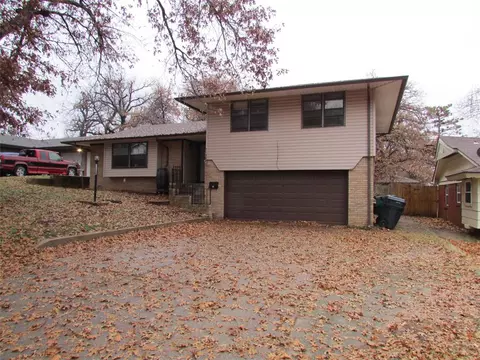 7128 NW 7th St, Oklahoma City, OK 73127