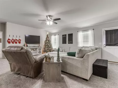 428 SE 5th Ter, Newcastle, OK 73065