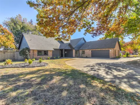 5820 Irvine Dr, Edmond, OK 73025