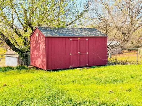 819 Pinebrook Dr, Guthrie, OK 73044 photo 16