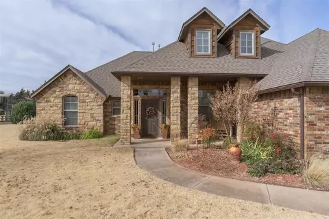 675 Stone Bridge Brg, Edmond, OK 73034