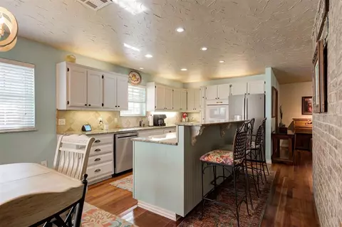 704 E Main St, Tuttle, OK 73089 photo 16