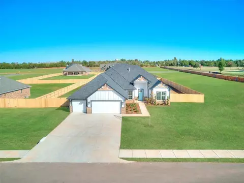 117 W Duane Dr, Mustang, OK 73064